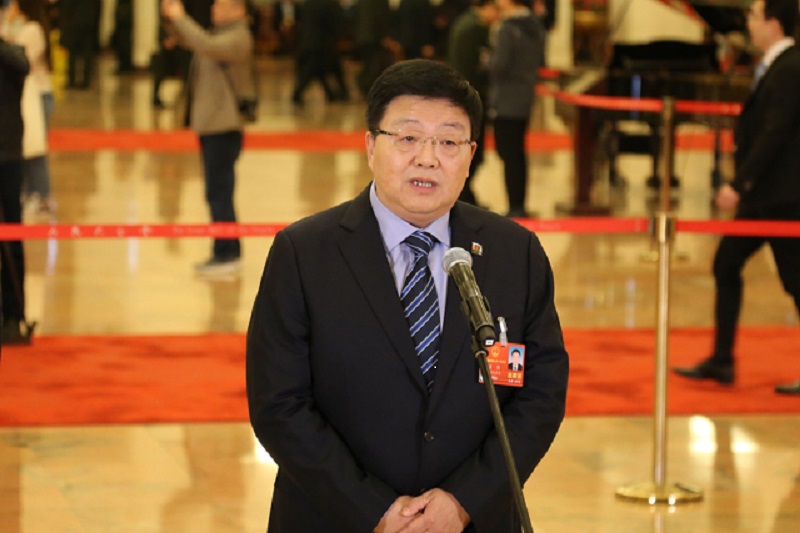 特提气！肖伟在“代表通道”都说了啥？